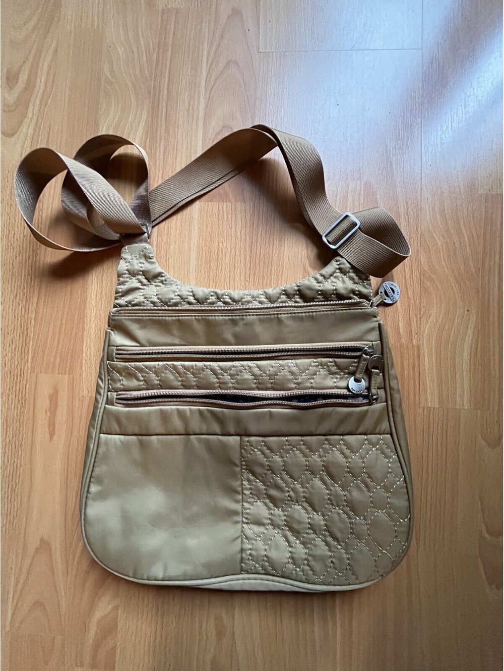 Travelon Crossbody Bag Metallic Gold Quilted Multi-Zip Organizer Style 42672
